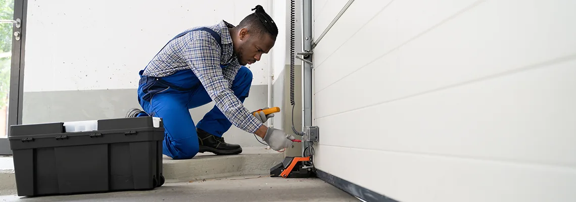 Repair Garage Door Not Closing But Light Flashing in Elmwood Park, IL